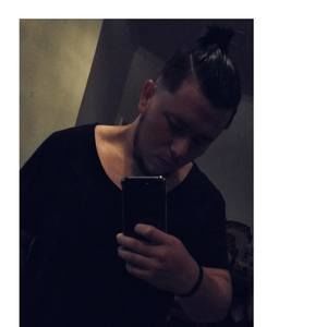 Meet your Posher, Richard